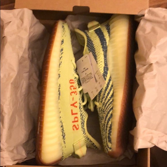 SOLD on Tradesy NIB Yeezy Boost 350 Frozen Yellow - Picture 8 of 8